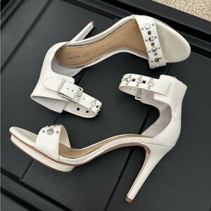 Gianni Bini White Heels
